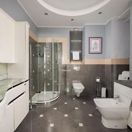 Royal Wilanow Spacious By Bookinghost Apartment